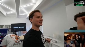 КОРЕШ СМОТРИТ: Нажми на Кнопку = Выиграй 200.000!