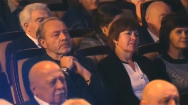 Олег Аккуратов - Московские окна (Памяти Людмилы Гурченко)