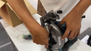 NEW -Makita HS012GZ - Makita Cordless Circular Saw 40V max 165mm
