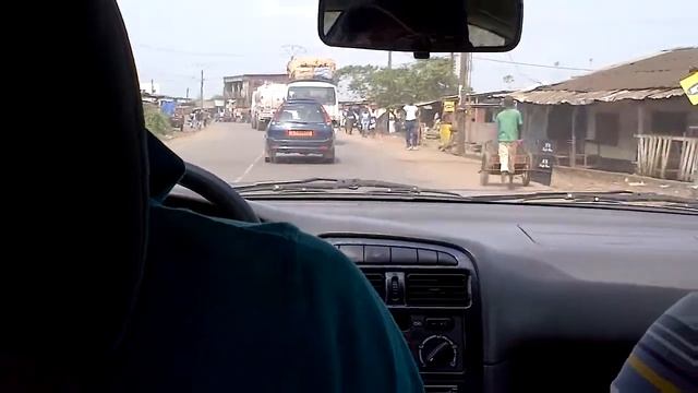 Африканские пацаны едут под русскую музыку смотреть онлайн