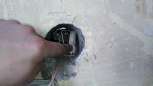 Опасное наращивание алюминиевого кабеля с медным идущие на кухонные розетки от горе электрика