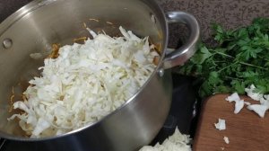 Тушеная капуста на зиму - удачная и очень удобная заготовка, которая всегда под рукой!!