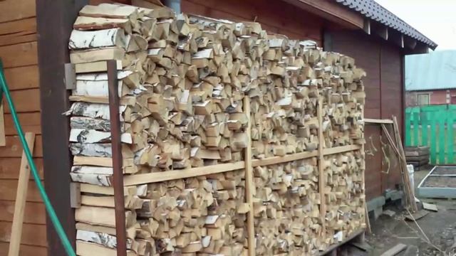 Русская Баня/ Слив и отвод воды/ Устройства полов/ Обшивка стен/ Полок и печка.