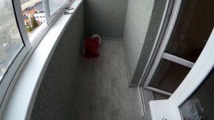 Отделка балкона. Керамогранит на полу. Порог в спальне.