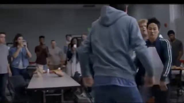 Заступился за девушку и вырубил. Заступился за девушку и вырубил. Наказание мигрантов. Заступился за девушку драка. Заступился за девушку и вырубил.