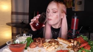 MUKBANG | Шашлык свинина, курица, колбаски с сыром | barbecue не ASMR