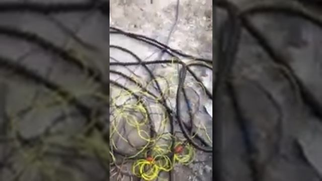 Как достать вибрационный насос из скважины смотреть онлайн