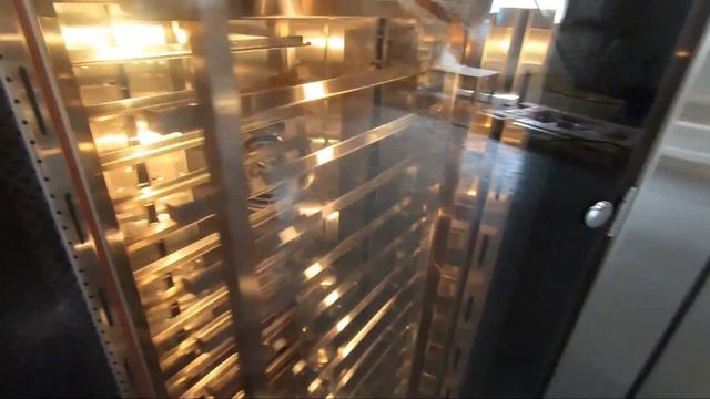 Обзор конвекционной печи с закатной тележкой
