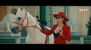 Ляйсан Утяшева помогла косарю успокоить коня