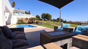 Роскошная вилла в Марбелье: Жизнь на берегу Средиземного моря. Luxurious Villa in Marbella