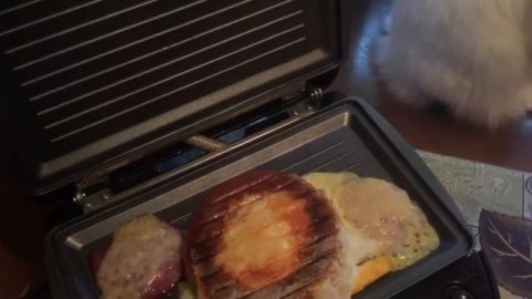 Быстрый и легкий завтрак в мультипекаре Redmond