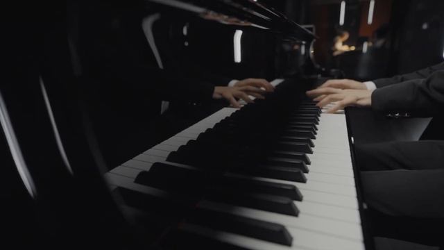 Р. Шуман - Соната №1, III часть / Виталий Хайрутдинов (фортепиано) смотреть онлайн