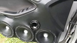 DB 302 рвёт новую машину:)