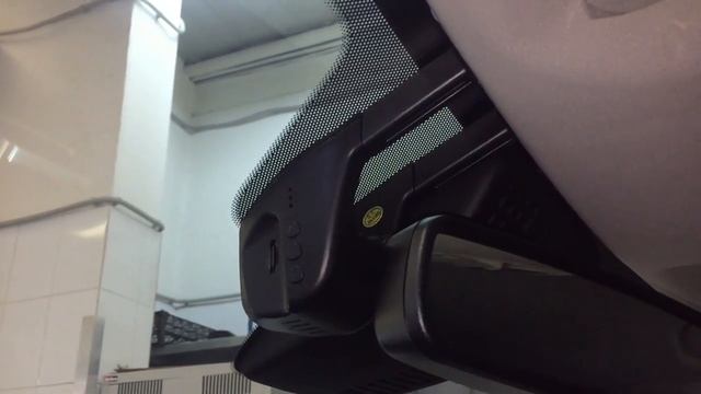 Установка видеорегистратора Redpower DVR-UNI-N на MAZDA CX-5 смотреть онлайн