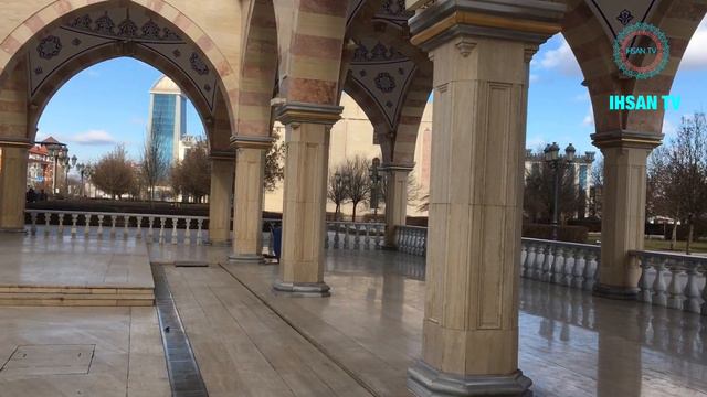 Красивое чтение Азана  Ихсан-Раупов أجمل أذان