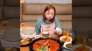 442418867f314869ff51deae6d9018b7.mp4