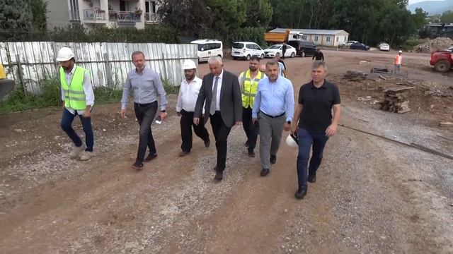 Genel Sekreter Gündoğdu, Sağlık Kent Konutları inşasını yerinde inceledi смотреть онлайн