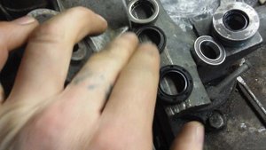 Устранение стука рулевой рейки на мерсе W211