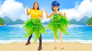 Кукла Леди Баг на пляже ищет свою одежду! Смешное видео для девочек Тойклаб - Игры в куклы