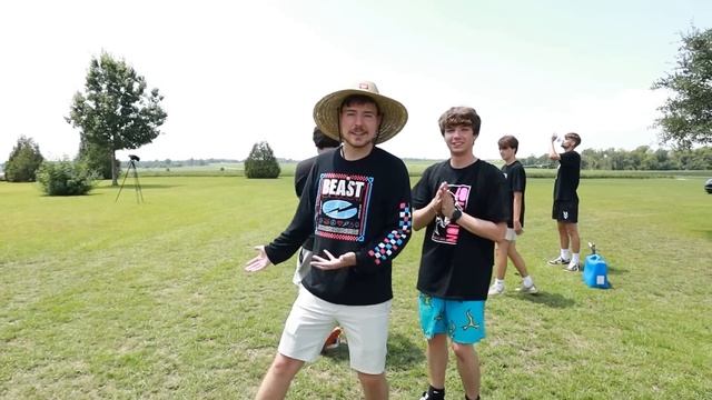 I Gave My 40,000,000th Subscriber 40 Cars смотреть онлайн