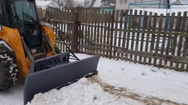 Мини погрузчик чистка снега смотреть онлайн