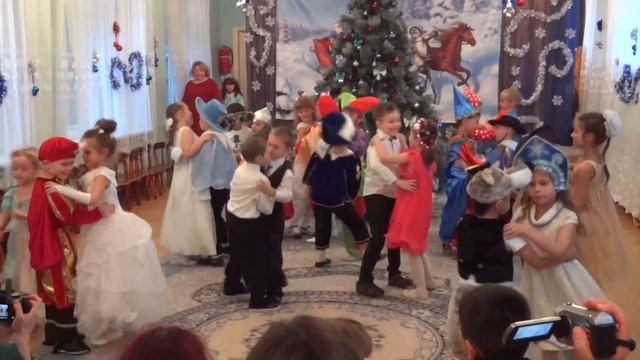 Утренник "Золушка" группа Снежинка 25.12.15 смотреть онлайн