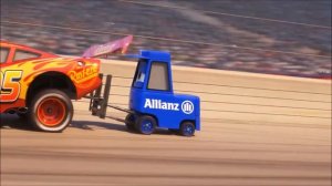Cars 3 - Comercial de Allianz (Rayo McQueen VS Jackson Storm) Montaje Latino HD