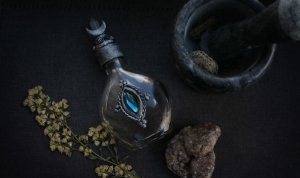 РИТУАЛ ВЕДЬМИНА БУТЫЛКА-ЗАЩИТА. ДАРЮ ДАРОМ ВСЕМ. ВЕДЬМИНА ИЗБА ИНГА ХОСРОЕВА