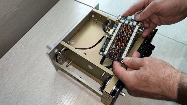 SDR Трансивер "Ермак". Что внутри?
