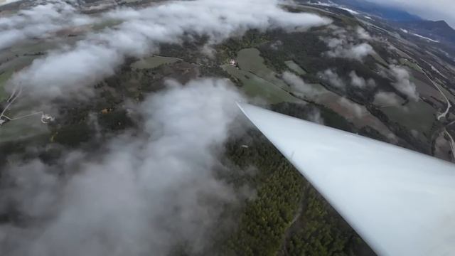 Планер в тумане. Не хоррор, но интересная посадка. Солнечные панели нашего города. смотреть онлайн