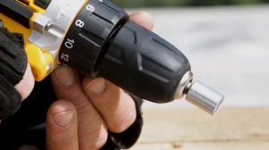 Аккумуляторный шуруповерт DeWALT DCD 780