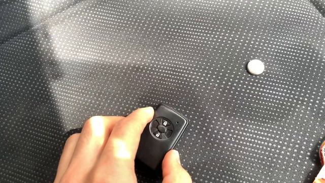 Как завести автомобиль с севшей батарейкой ключа на авто с  кнопкой start/stop
