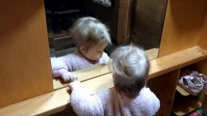 Развитие ребенка в 12 месяцев. Первый день рождения?