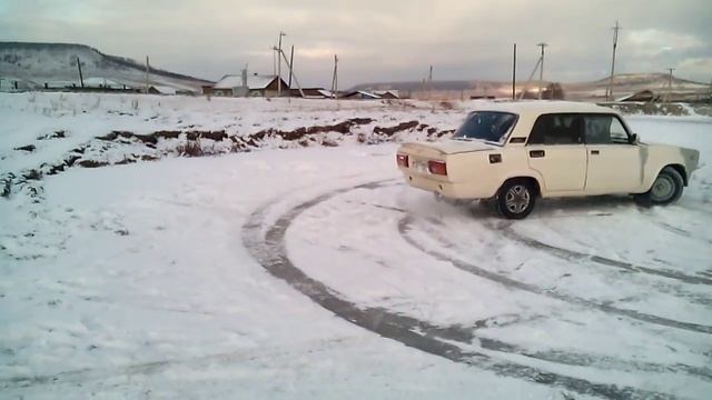 ЛУЗГИНОВСКИЙ ДРИФТ смотреть онлайн