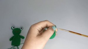 Мастер-класс вязания лягушки. Пальчиковый театр "Теремок"