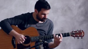 Tommy Emmanuel BLUE MOON - a fingerstyle guitar variation by Alberto Lombardi