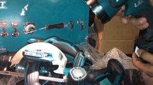 2017 NEW 5PC MAKITA COMBO KIT 18VOLTS !!