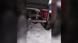 небольшой обзор самодельного трактора на гусеницах