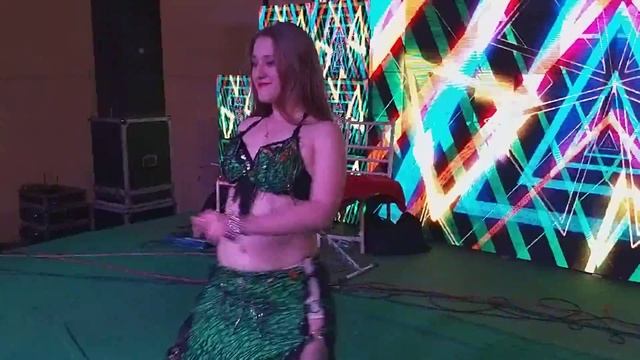 RUSSIAN DANCER DANCES ON HINDI SONGS WITH MANTRA7EVENTS 9557011211 смотреть онлайн