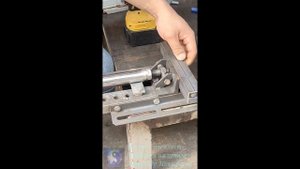 Лайфхак. Вариант самодельных тисков.