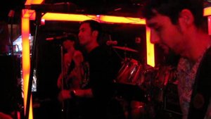 Sunrise Band in SohoAlmatyClub  Колдплей - Trouble