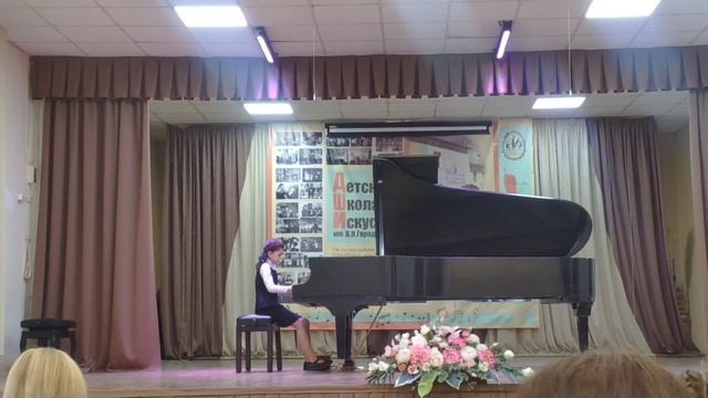 Б. Дварионас "На саночках с горки" смотреть онлайн