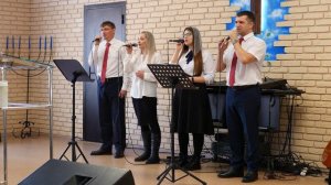 группа  прославления песни на Вечерю | Оскорбленья и насмешки