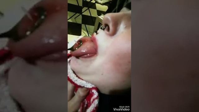 Пирсинг в язык, сыкло, страх, ужас, коротко о моей жизни, связывание ? смотреть онлайн