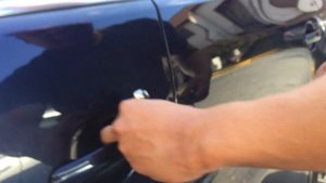 VW/Volkswagen Tiguan/Beetle how to unlock/open your door when the battery/remote key fob is dead