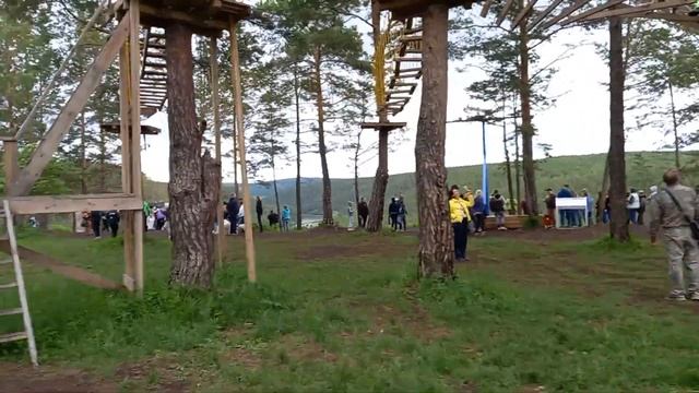 СПЛАВ ПО РЕКЕ АЙ/ ИЮНЬ 2022/ ДЕНЬ ВТОРОЙ/ СУХИЕ ВОДОПАДЫ/ БОЛЬШИЕ ПРИТЁСЫ/ КАЧЕЛИ НАД ОБРЫВОМ/РЕКА смотреть онлайн