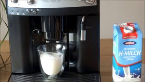 Delonghi ESAM 3000B Auto Cappuccinatore