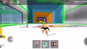 ПРОДОЛЖАЕМ ИГРАТЬ В ЗЛУЮ СТЕНУ УБАГЕМ ОТ СТЕНЫ РОБЛОКС Be Crushed by a Speeding Wall