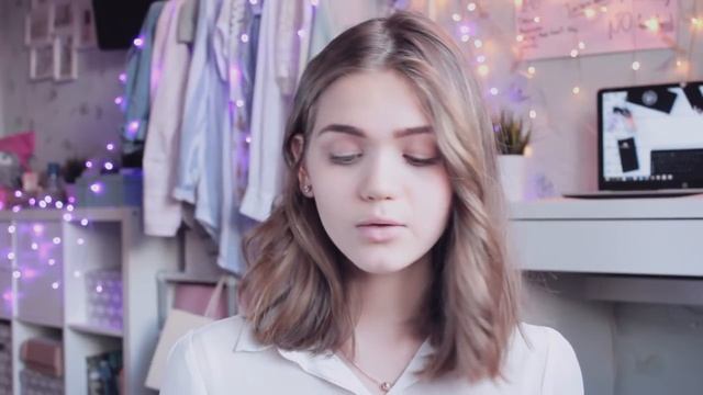 Что В Моей Школьной Сумке? WHAT`S IN MY SCHOOL BAG? 2016 - 2017 смотреть онлайн