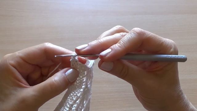 Обвязка краев вязаных изделий крючком способом "Рачий шаг".